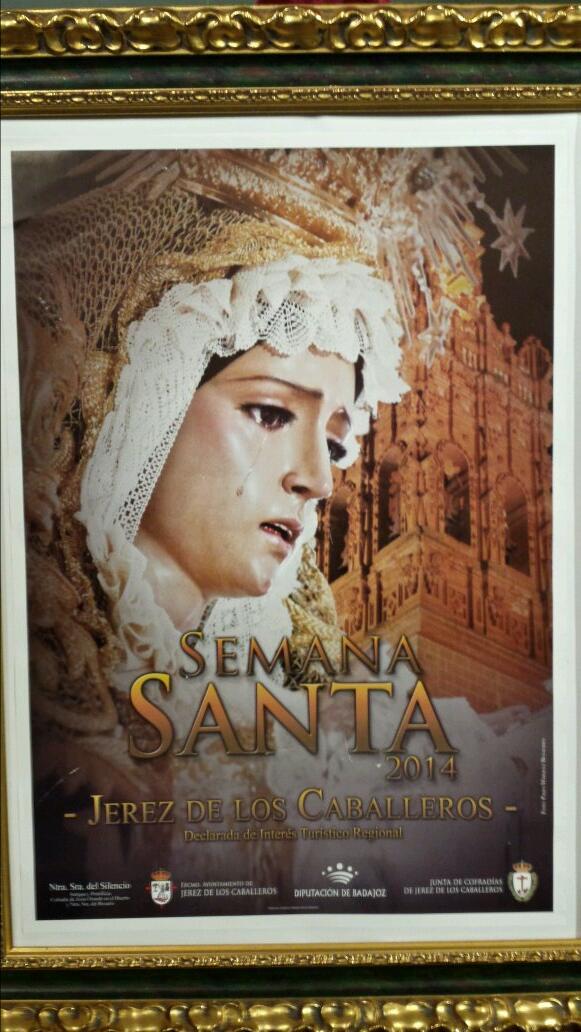 jujoroga1's tweet photo. Cartel de la Semana Santa de Jerez de los Caballeros 2014. http://t.co/cmwd3n8LSM