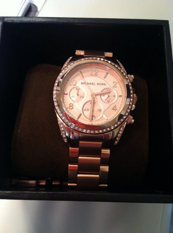 ashhole__kamp's tweet photo. oh hey thanks babe ๐๐ #myboyfriendisthebest #hislittleprincess http://t.co/WYD7zdzWuu