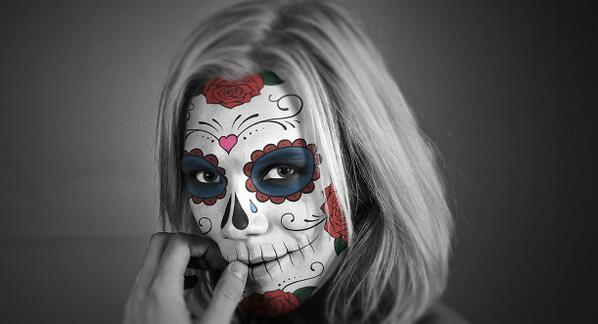 MongoDesign's tweet photo. Check out this abandoned record cover design by @JayBonesArt #SugarSkull http://t.co/uW9ByNY1Kk http://t.co/Q0mRaI03Lo