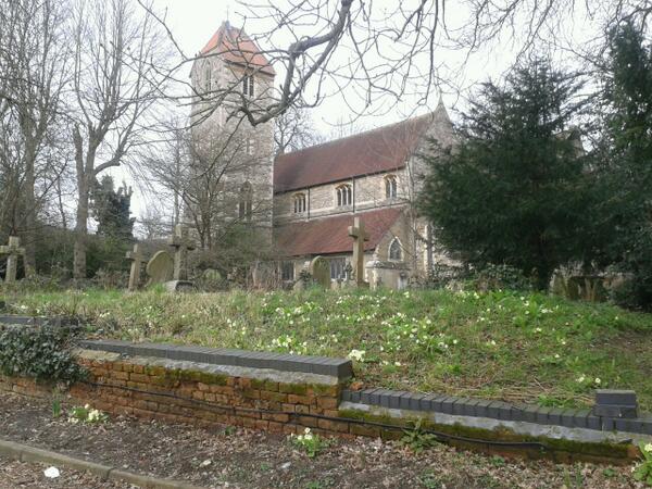 ashwcampus's tweet photo. Spring has arrived at All Saints. http://t.co/8zVyi5i4TF