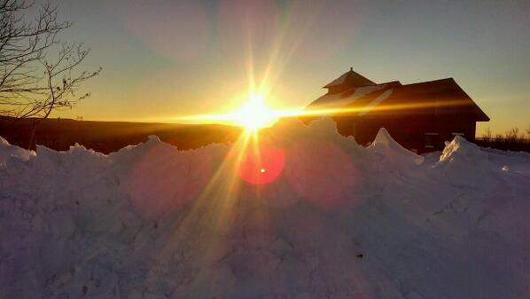 As the sun sets on the first days of March, will "old man winter" give way for green grass and disc golfers?