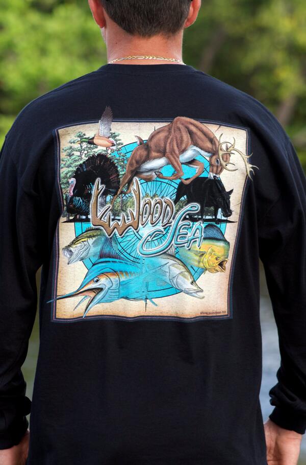 WoodSea1's tweet photo. Men's WoodSea World Shirt, Perfect for every hunter or fishermen.
http://t.co/ehFR5EosKr http://t.co/hROlLiOV1l