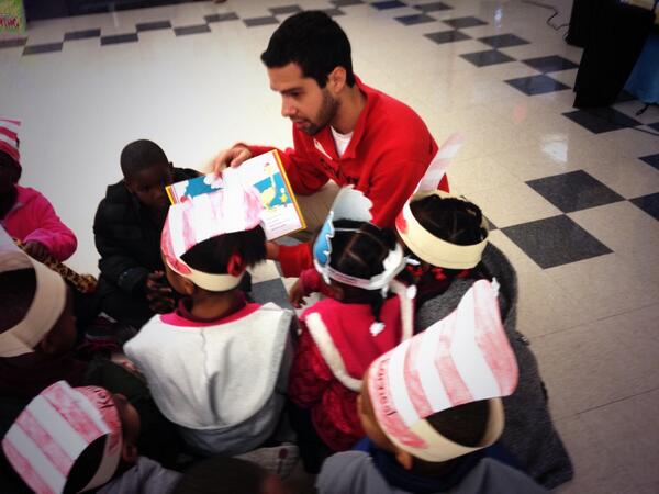 emma_cybr's tweet photo. Happy read across America week!! http://t.co/Icdq7Leov6