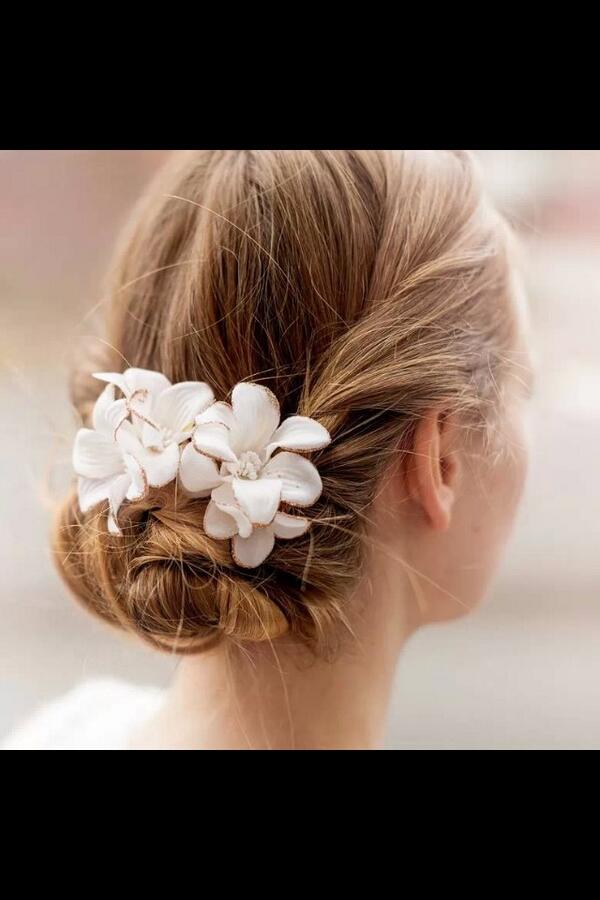 SIXsieraden's tweet photo. Ook voor de leukste haaraccessoires kom je naar #SIX. Kom maar op met de lente! http://t.co/P2gtPq6g3C