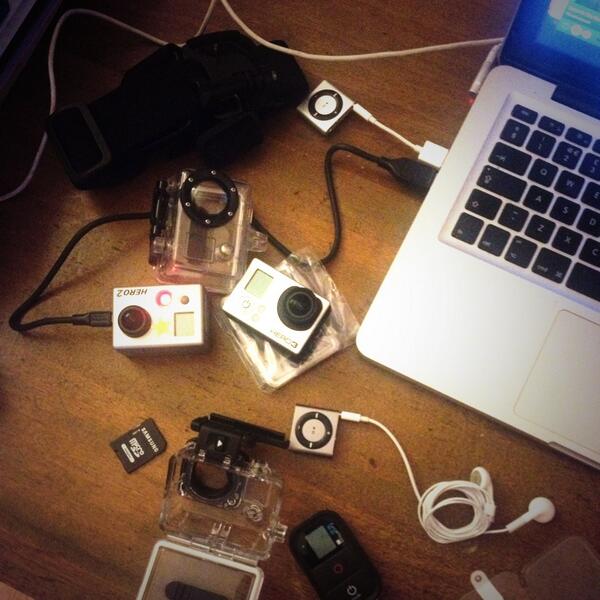 R_OOT13's tweet photo. Charging up the tech for tomorrow! #sheruns @GoPro http://t.co/fdtWiAuEdS