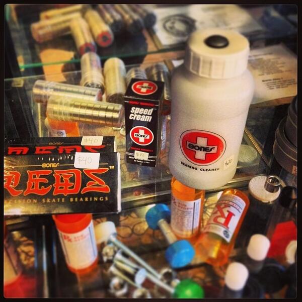 MyRollLife's tweet image. Bearing Cleaning Event on April Fool's Day #RollerBones Specials. Check Facebook for deets. #TOderby