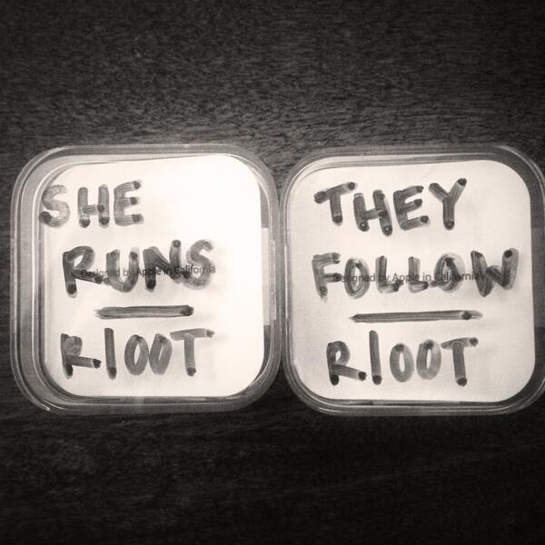 R_OOT13's tweet photo. MP3 players are charged up and at the ready! http://t.co/um5g54GrJl
