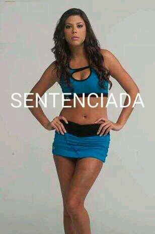 GuerraDeArtista's tweet photo. Rt si quieres que alondra se quede en #GuerraDeArtistas http://t.co/K6KqD6IQgt