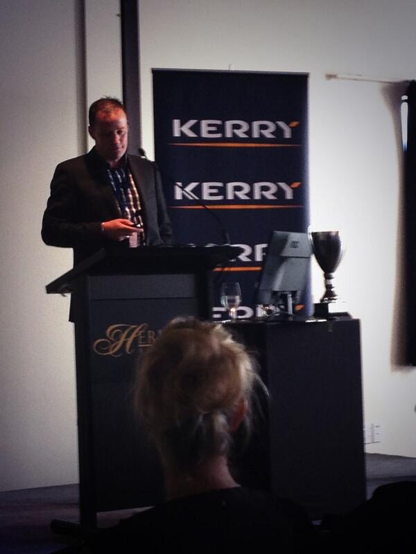 RetailMeatNZ's tweet photo. Steve Alexander talking on 'Hot topics in the Foodstuffs Market' #RMNZcon14 http://t.co/axergJqp6E