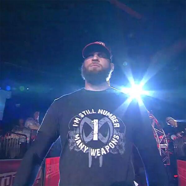 manyweapons's tweet image. Rich "Rare Breed" Hale.Lost a close one on Bellator! But he's Still Number 1!
#rarebreedmma #bellatormma #manyweapons