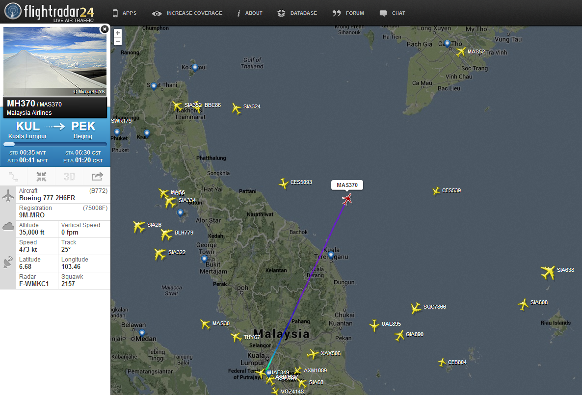 Malaysia Airlines Boeing 777-200ER Vol MH-370 immatriculé 9M-MRO porté disparu BiK5V7mCEAEIBOR