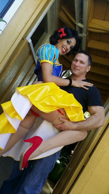 On set with Lyla Storm as Snow White! http://t.co/7b6Sp7oaju<a href="/tag/behindthescenes"class="tags"><span>#behindthescenes</span></a><a href="/tag/onset"class="tags"><span>#onset</span></a><a href="/tag/live"class="tags"><span>#live</span></a><a href="/tag/porn"class="tags"><span>#porn</span></a>