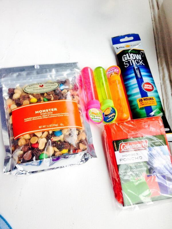 alonsoholmes's tweet photo. Road trip care package from @onemightyroar - I'm pretty sure they think I'm going to a rave. http://t.co/sxu2QqVejr