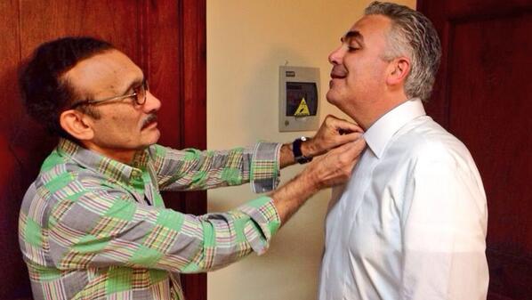 Con el maestro <a href="/arcadio_diaz/">Arcadio Diaz</a> en la última prueba de vestuario para <a href="/SoberanoRD/">Premios Soberano</a> buenooo #cavadasoberano <a href="/renebrea/">The Concept Maker</a>