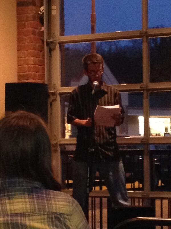 UAFS_LangsComm's tweet photo. Alex Coleman up for the Applause rewarding. @LionsEditor @INeedSweetBay http://t.co/tZ1cToJBZ7