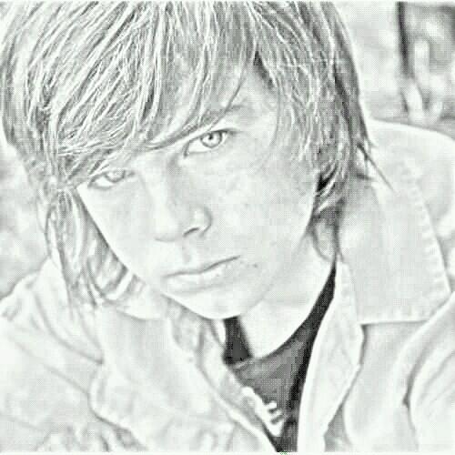 KellyRylee tweet picture