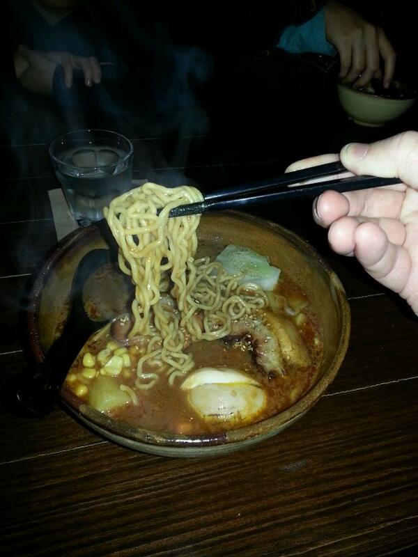 HankOnFood's tweet photo. Curry Ramen with egg, etc. At @ramenjintx http://t.co/thoRAX0uym