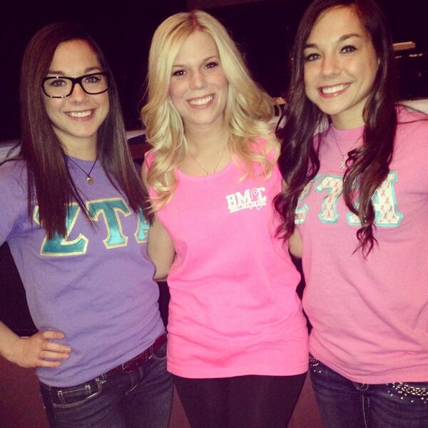 mkayhiggins's tweet image. Purdue's BMOC with my GLils 🎀 #thinkpinkthinkzta #BMOC @maceg22 @HannahJGillogly