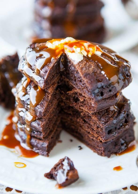 Cravings4Food's tweet photo. Salted Caramel Chocolate Buttermilk Pancakes http://t.co/krhAGavdPL