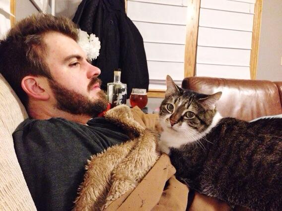 janacarson's tweet photo. My favorite boys.. โค๏ธ๐พ @405_brewer #nemocat http://t.co/DNFgoGd5sW
