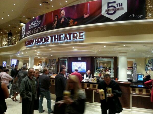 TheMirageLV's tweet photo. Thanks friends! @Bellagio Congratulations to our friends @themiragelv, on the 5th Anniversary of @terryfator! #Fator5 http://t.co/xEJZrIlXgO