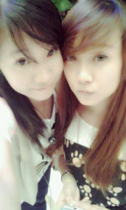 LinYoun's tweet image. Mei n my sister
