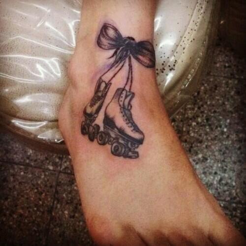 melilabaronnie's tweet photo. "@PatinMundo: cuantas se tatuarían esto ?? http://t.co/eRtlAm392t" Que divino :') me lo haria pero soy muy cagona jajaja