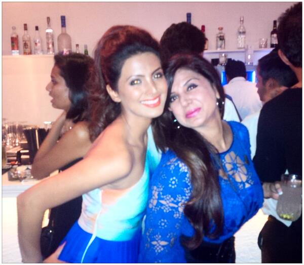 Geeta_Basra's tweet photo. Walked  lastnight for the ever so cool and happening @malkanibabita .. #prismania rocked! http://t.co/sLTFdlJK57