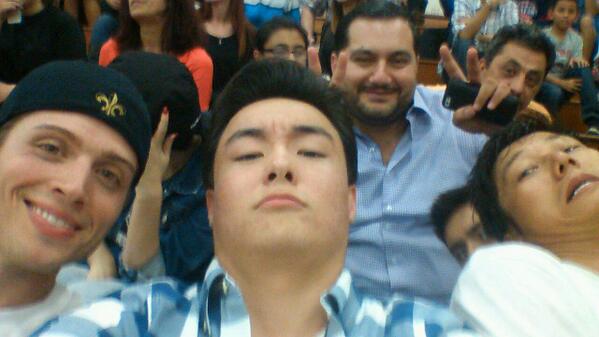 scottfree96's tweet image. What a great night! Got to sit with @sungkang and @BrockKelIy at the basketball game! #hellsyes