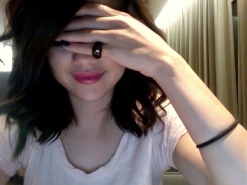 itsevelynerdj's tweet photo. http://t.co/KorzhQC5jL