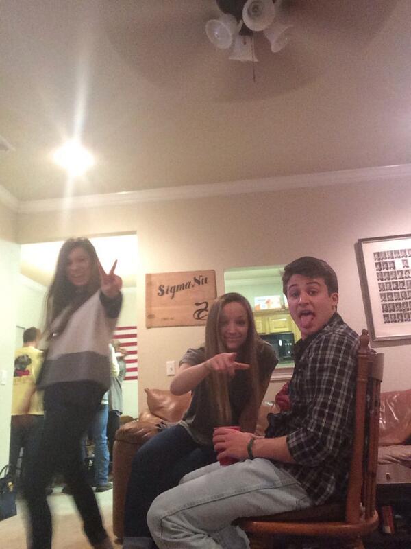 LandonAshby_'s tweet image. @josssxo @hydeYOman @a_riddlemethis #Drowling