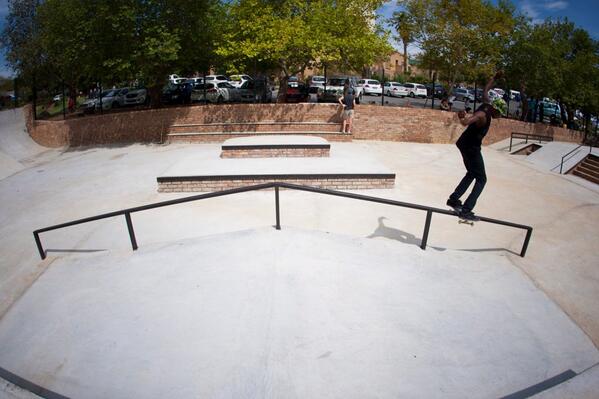 timmoolmanphoto's tweet photo. Heading to @YBFplaza to skate and shoot. Hoping it stays dry! http://t.co/bOLJ5QzSco