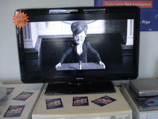SoltexSia's tweet image. Philips 37" LCD TV par 250 €. Zvani 29850900 vai ienāc Matīsa iela 52A, Rīga.