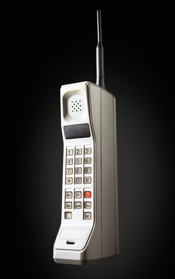 zigzagswag's tweet photo. my daughter's phone......she ain't sending no nigga a nude 😌😤🙅👌👍 http://t.co/YIDdjyGUVc