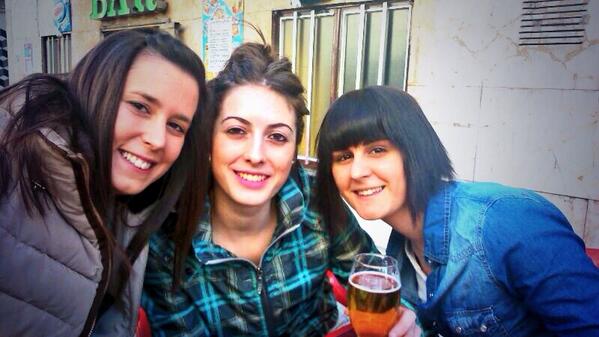 nereabusto1's tweet photo. De cerveceoooooooo!!!! ☀☀☀ http://t.co/lDvi7XvX9V