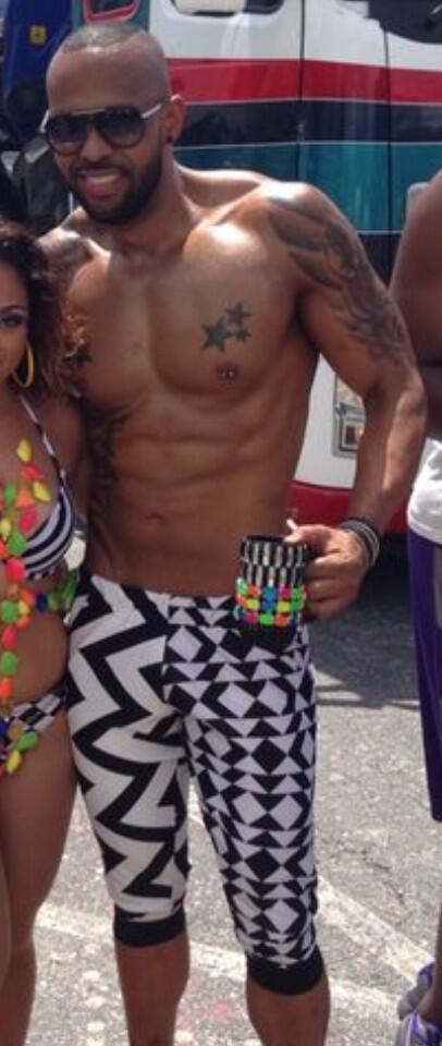 Caribeboi's tweet photo. Carnival Monday! Sweet Trinidad!! http://t.co/NZazaiml5k