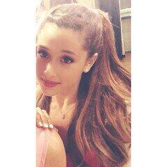 PrincessTheAri tweet picture