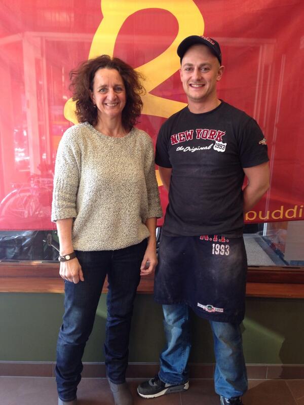 BUDDIES_'s tweet photo. #newyorkpizza verkoopt vandaag pizza's voor Buddies http://t.co/r2TUwhu27w
