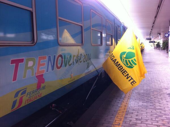 LegambienteAbru's tweet photo. @TrenoVerde fa tappa a #pescara fino all'11 #marzo http://t.co/Rzbor75f8W