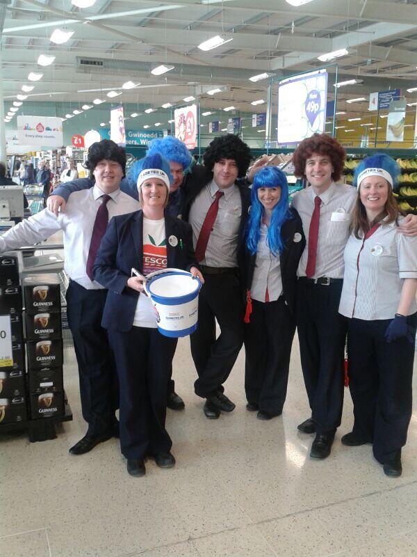 F1ash1's tweet photo. Hi @Samsanderson10 brings back memories of having hair http://t.co/KUd4AxBFIw