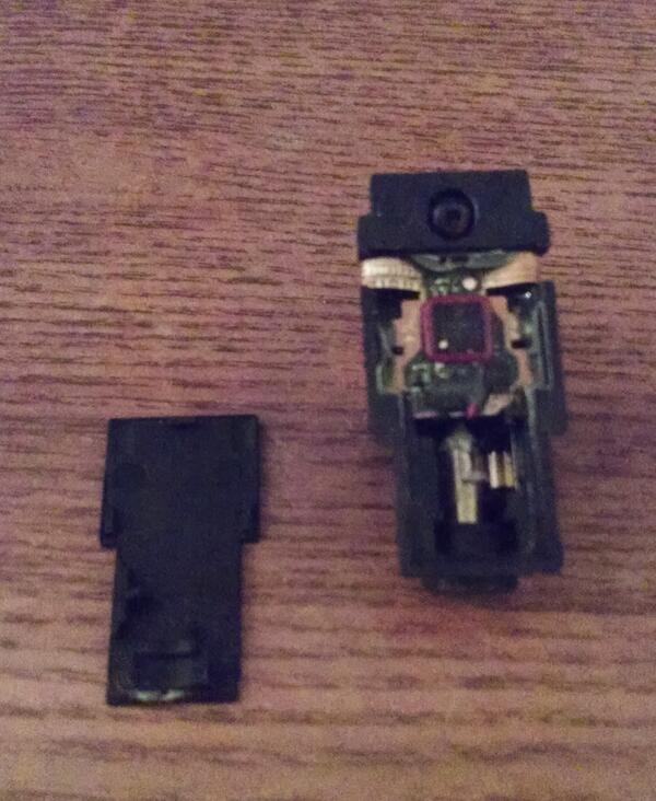 Hey @SmithWessonCorp super excited to try out my new Bodyguard... until this happened before the first 50 rounds!