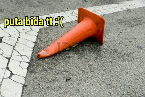 kovasich's tweet photo. (Rt si yoraste por la lesion de arveloa) http://t.co/SPyLBton9Y