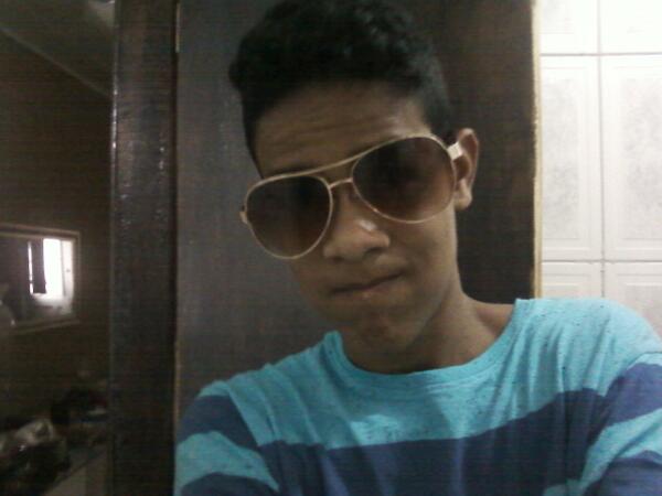 7Elisson tweet picture