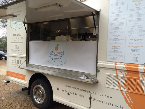 klout's tweet image. If you’re at the Klout Krib, be sure to sample delicious food from @peachedtortilla! #KloutSXSW