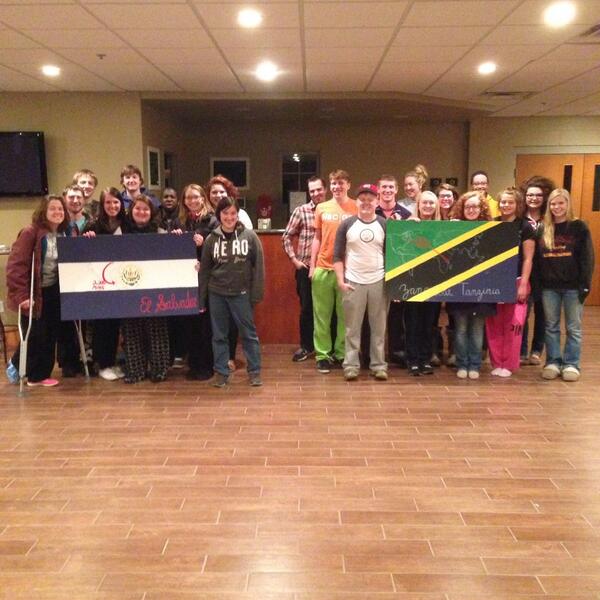 HeartlandMC's tweet photo. The #hmc14 missions teams are out! Keep praying for El Salvador and Africa! http://t.co/iin3349YNa