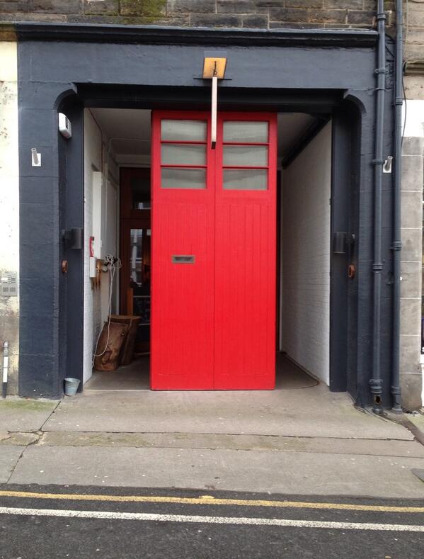 dwelshstudio's tweet photo. @timberyard10  Not your average timber yard. #goodfood #gooddoor http://t.co/1rQJgEWRGu