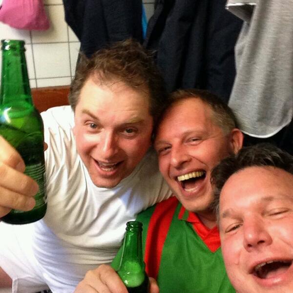 Team van gaalen weer kampioen 7 tegen 7  competitie. @SVVeloVoetbal  <a href="/SjaakVanDerTak/">Sjaak van der Tak</a> <a href="/MohamedMokaddem/">Mohamed Mokaddem</a>