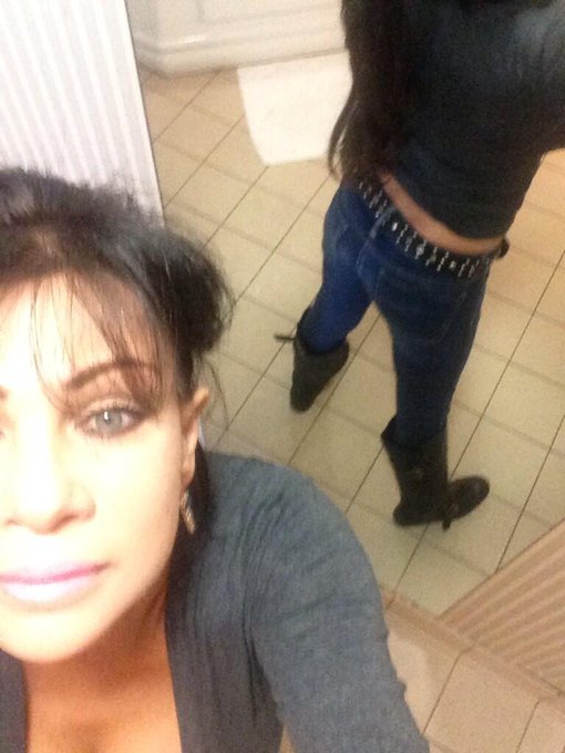 Me now http://t.co/3bLQqpInYw