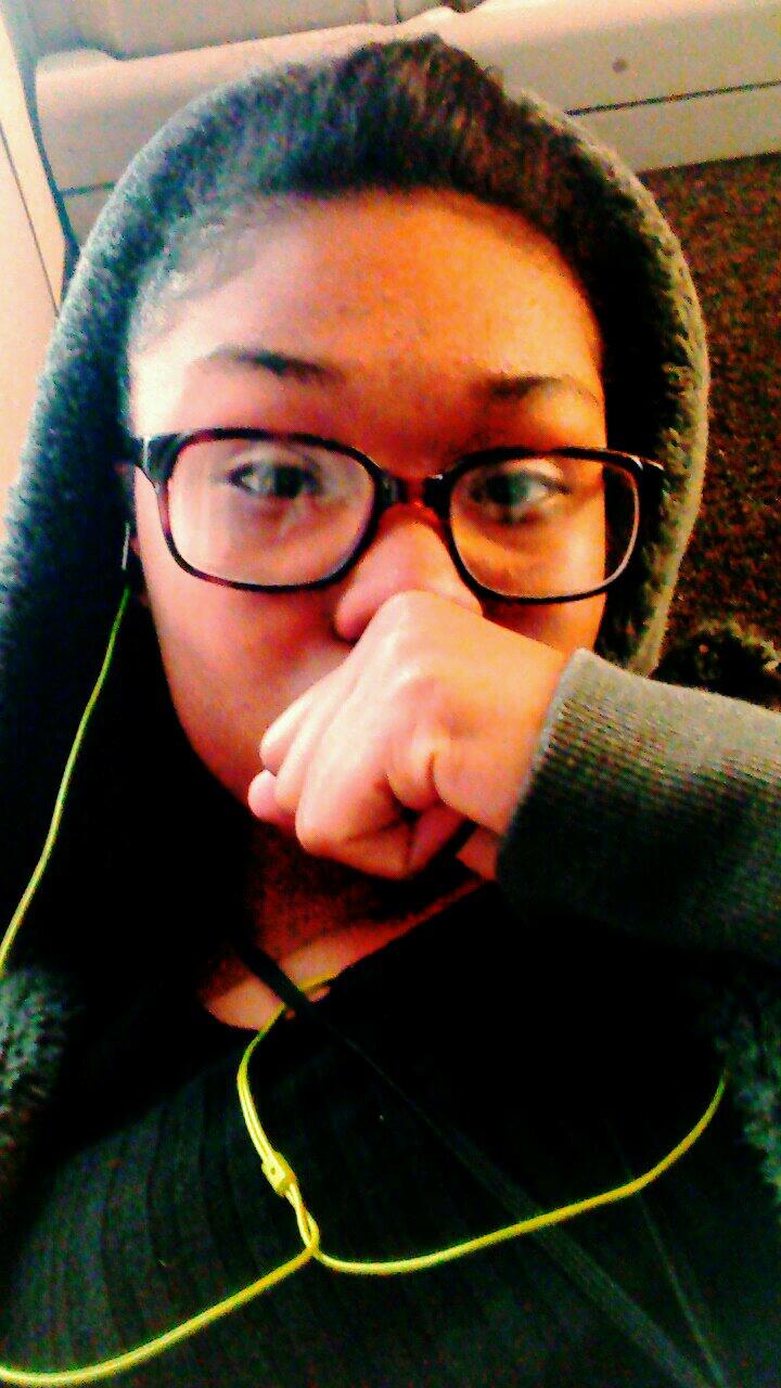 @ellevarner MY FACE FROZEN WITH SHOCK WITH THE COLD CASE!!!!! WE REALLY AINT HERD THE LAST OF IT!!! http://t.co/jrotBMD7Mg