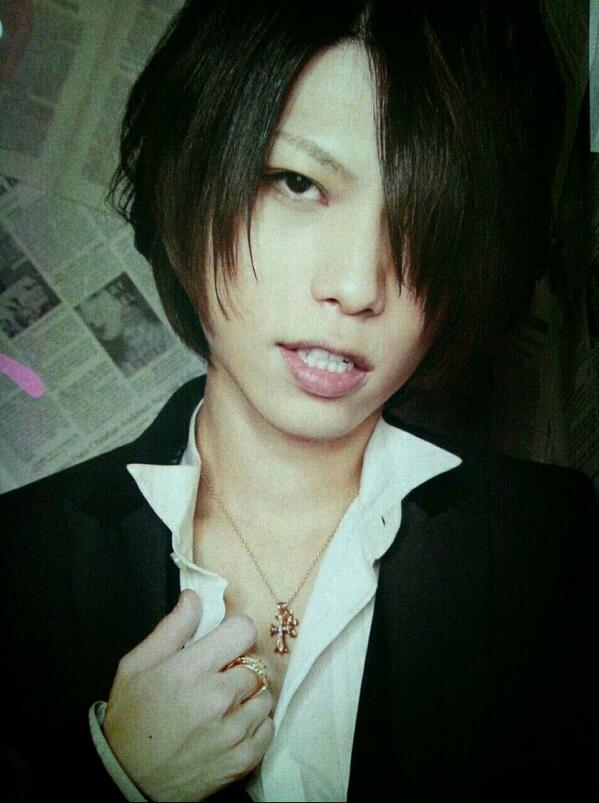 s_rootfive's tweet photo. みーちゃんはぴばっ！ヾΘωΘﾉﾊﾟｯ☆
 #我らがブラックパンサー生誕祭
 #みーちゃん生誕祭 
 #みちゃ厨はRT 
 #るーふぁんはRT
 #みーちゃんの日
 #るーふぁいの癒し系ロッカー http://t.co/sCDmOmcPp4